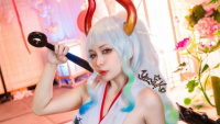 Cosplay Yamato One Piece cực giống nguyên tác siêu hot