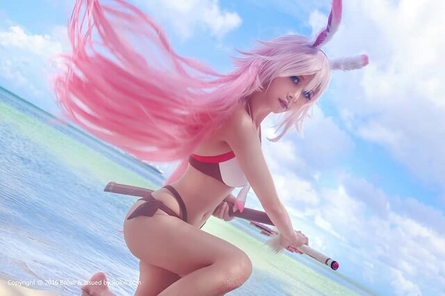 Bỏng mắt với cosplay Yae Sakura trong Honkai Impact 3