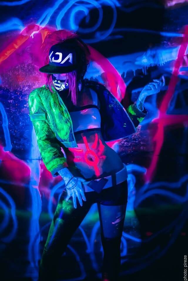 Cosplay Akali K/DA chuẩn không cần chỉnh