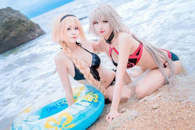 Cosplay Jeanne d'Arc trắng đen siêu sexy trong Fate/Grand Order