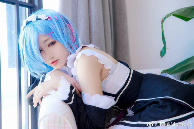 Cosplay Rem được thế này học theo Subaru chết 20 lần cũng mãn nguyệnCosplay Rem được thế này học theo Subaru chết 20 lần cũng mãn nguyện