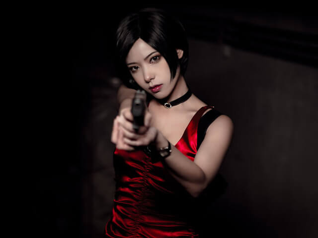 Mê hồn với cosplay Ada Wong bí ẩn và quyến rũ trong Resident Evil