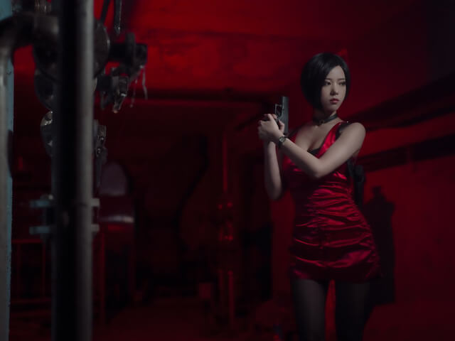 Mê hồn với cosplay Ada Wong bí ẩn và quyến rũ trong Resident Evil