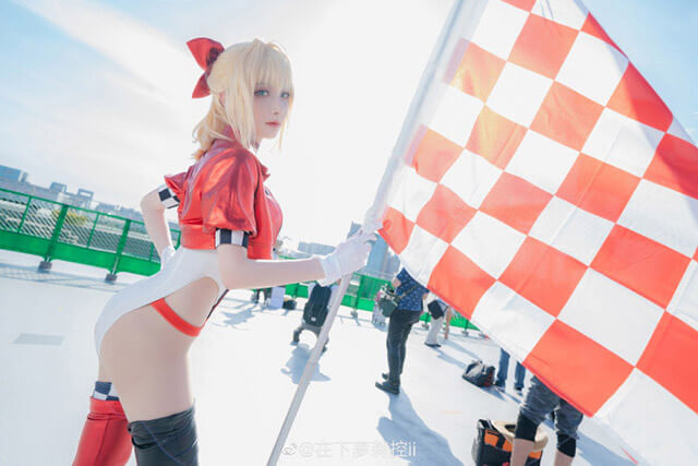 Nữ hoàng Nero Claudius nóng bỏng trong bộ cosplay của Fate/Grand Order