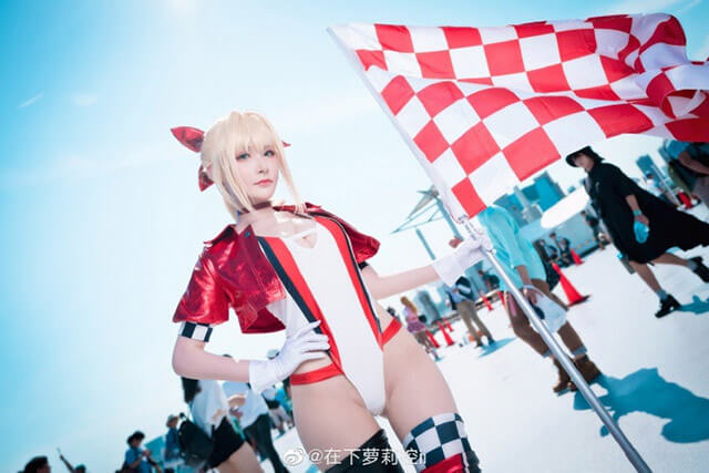 Nữ hoàng Nero Claudius nóng bỏng trong bộ cosplay của Fate/Grand Order