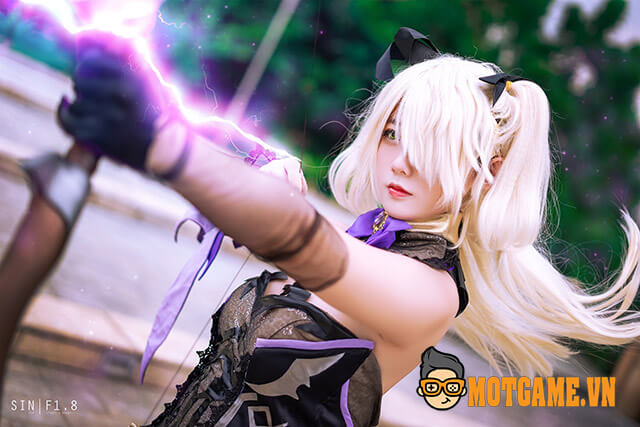 Sốt xình xịch với bộ ảnh cosplay Rita Dancer trong Honkai Impact 3