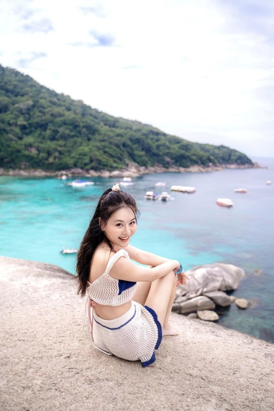 Hot girl Thái Lan triệu fan diện bikini khoe body 'mẫu mực'